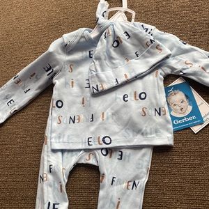 Gerber 3 Piece Baby Outfit